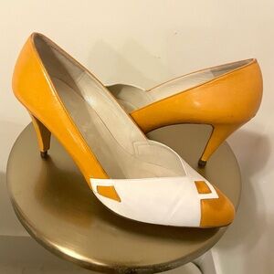 Mustard Orange White 🌇 Vintage Heels by Caressa Spanish Made Leather Size 6 M